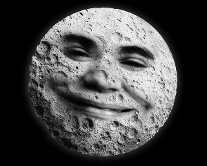 下面的月球图片,看起来是不是像一张人脸呢?
